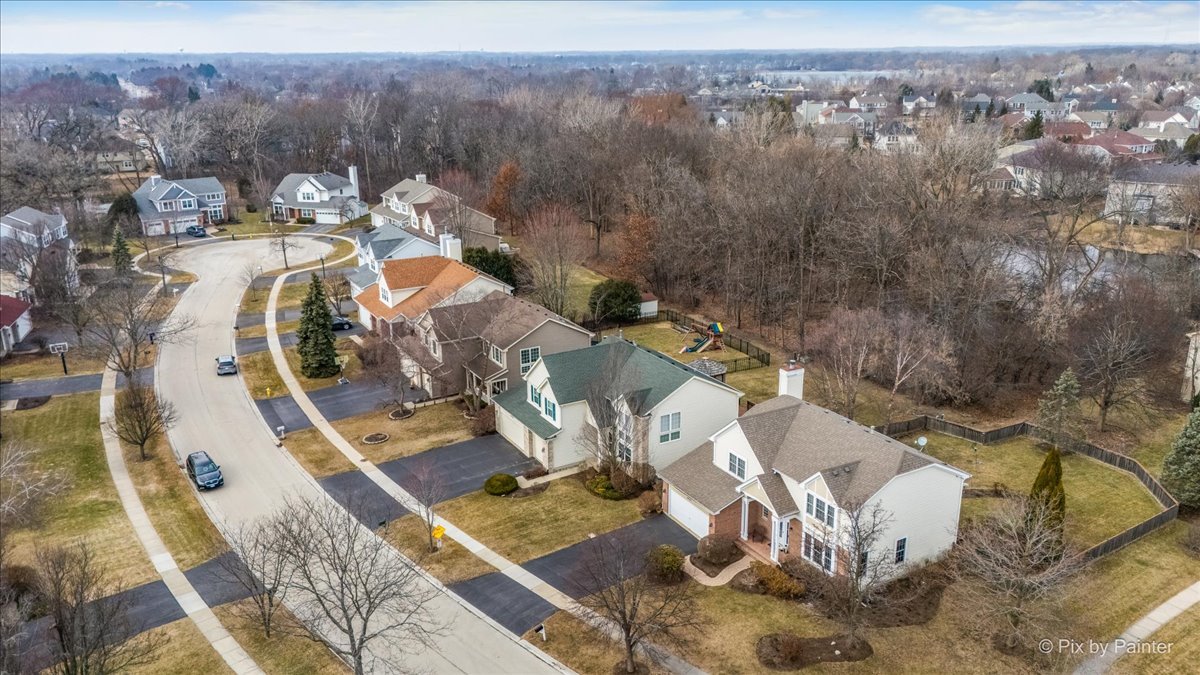 18500 W Aspen Court, Grayslake, IL 60030