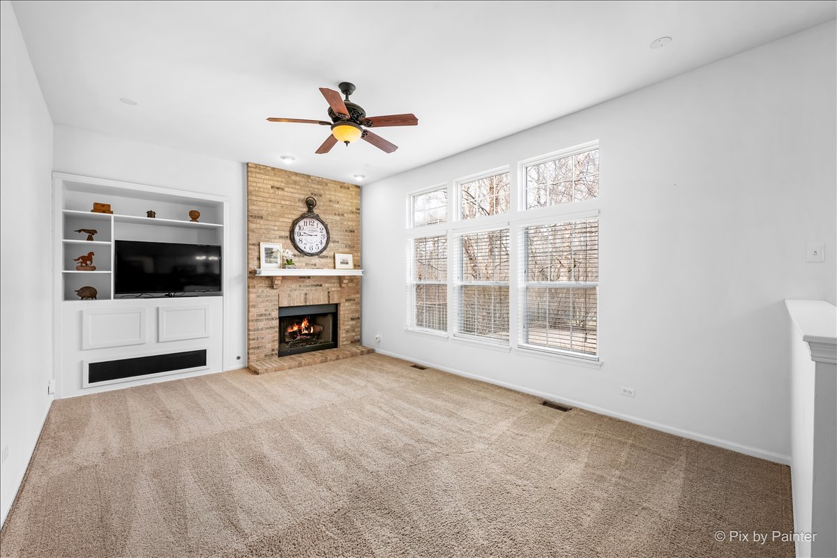 18500 W Aspen Court, Grayslake, IL 60030