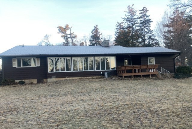 1317 W Stephenson Street, Freeport, IL 61032