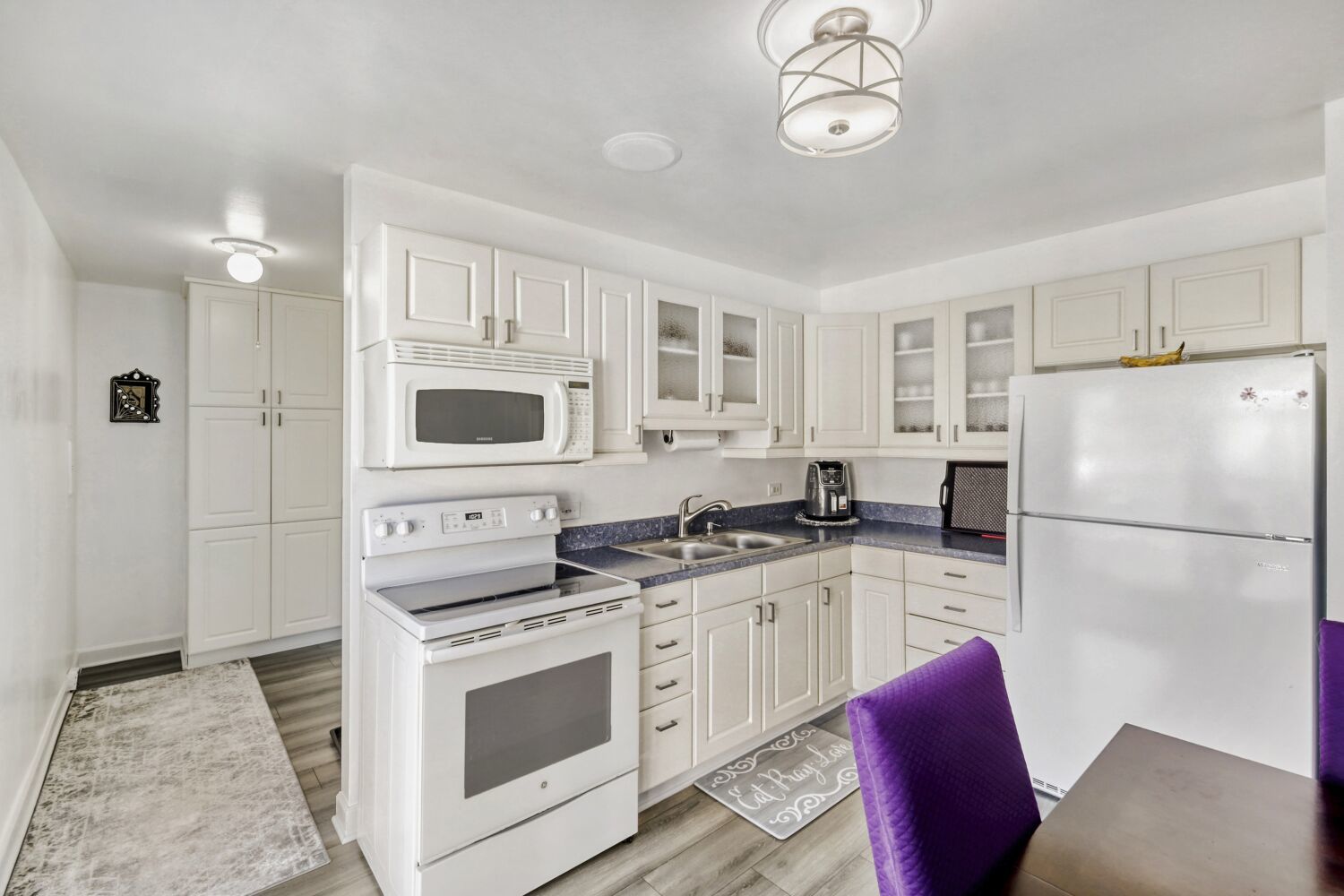 1576 Gerald Avenue, Glendale Heights, IL 60139