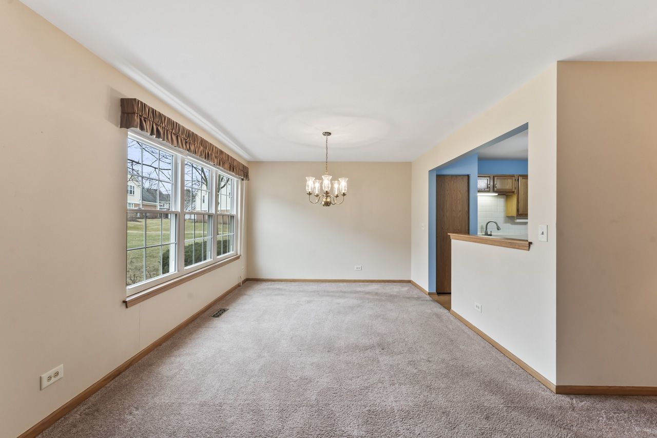 901 BUTTERNUT Lane #A, Mount Prospect, IL 60056