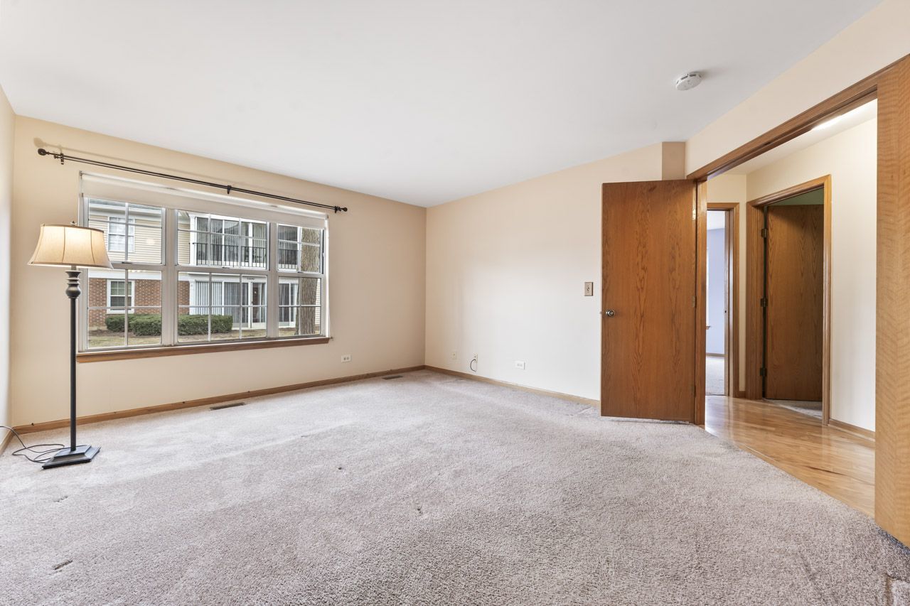 901 BUTTERNUT Lane #A, Mount Prospect, IL 60056