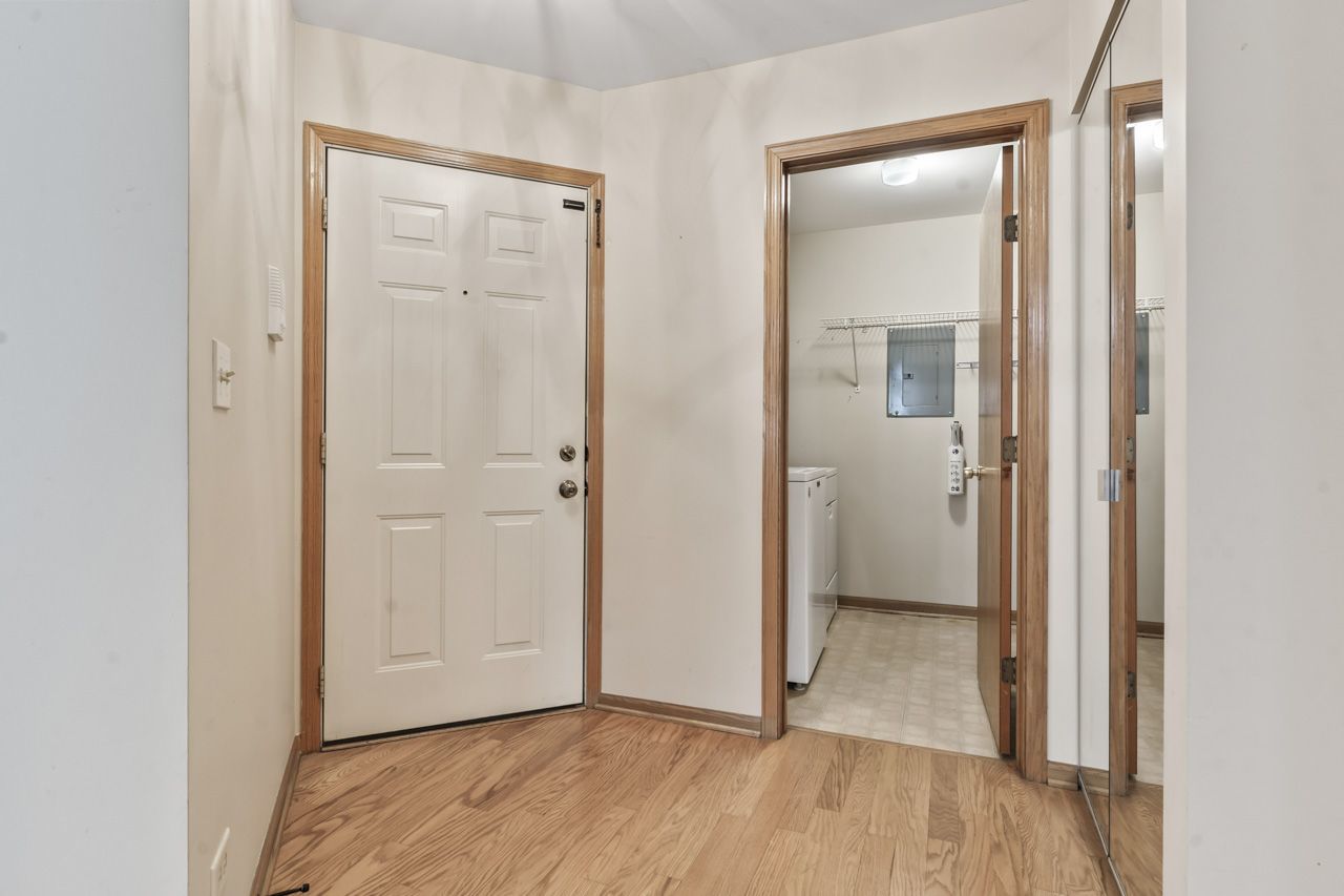 901 BUTTERNUT Lane #A, Mount Prospect, IL 60056