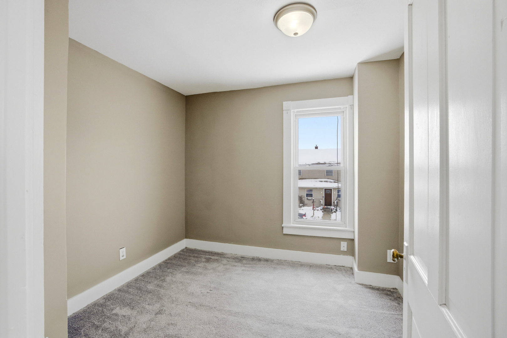 406 W Balsam Street, Forreston, IL 61030