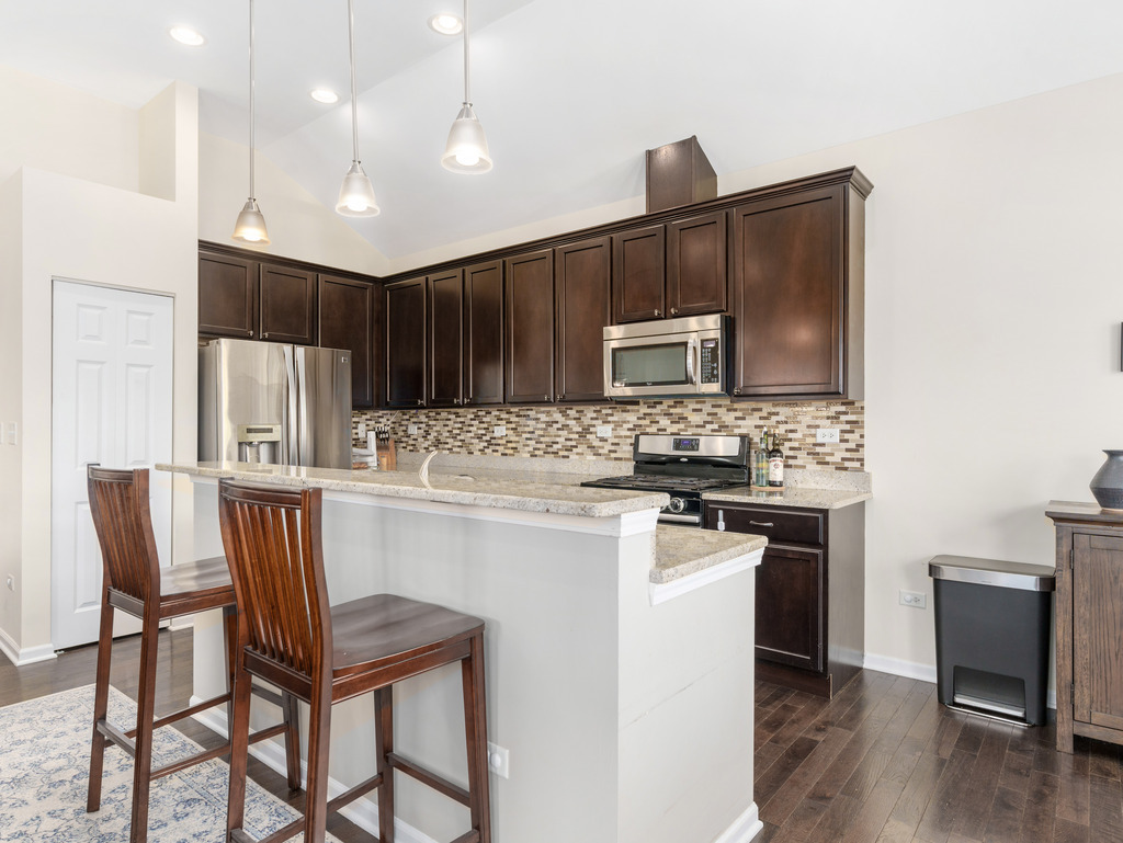 Naperville, IL 60540