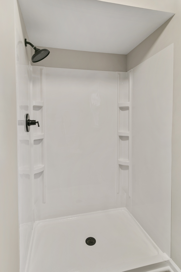 18135 Cherrywood Lane, Homewood, IL 60430