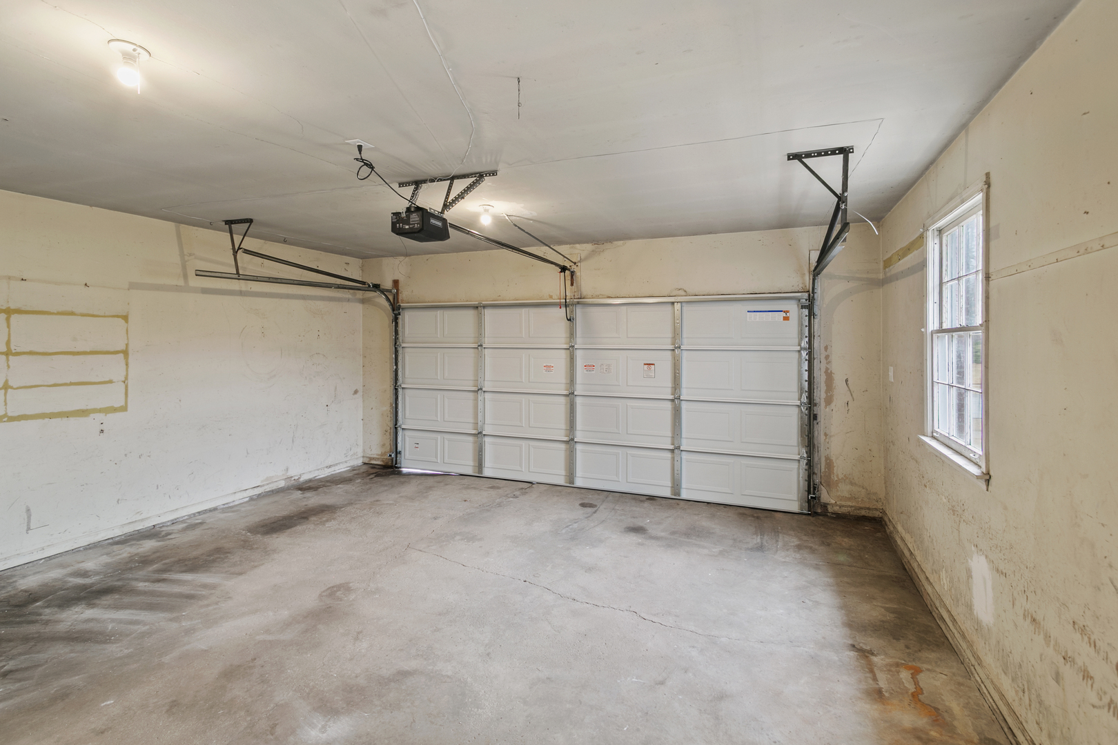 18135 Cherrywood Lane, Homewood, IL 60430