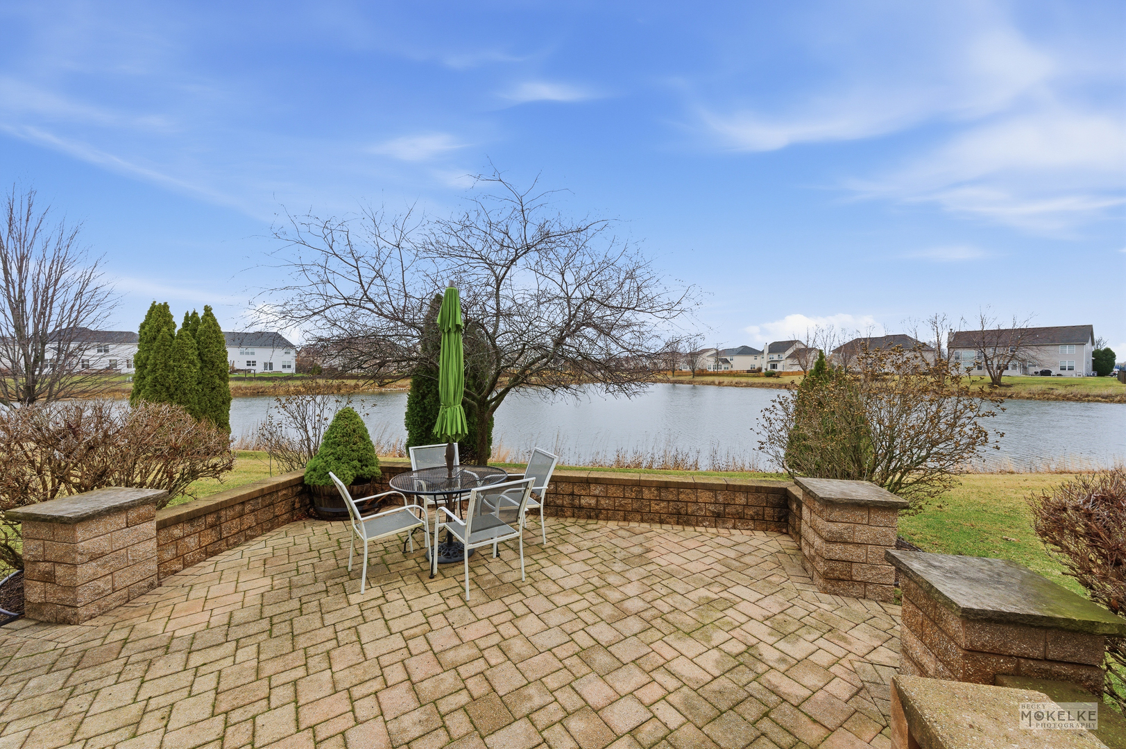 816 Colchester Drive, Oswego, IL 60543