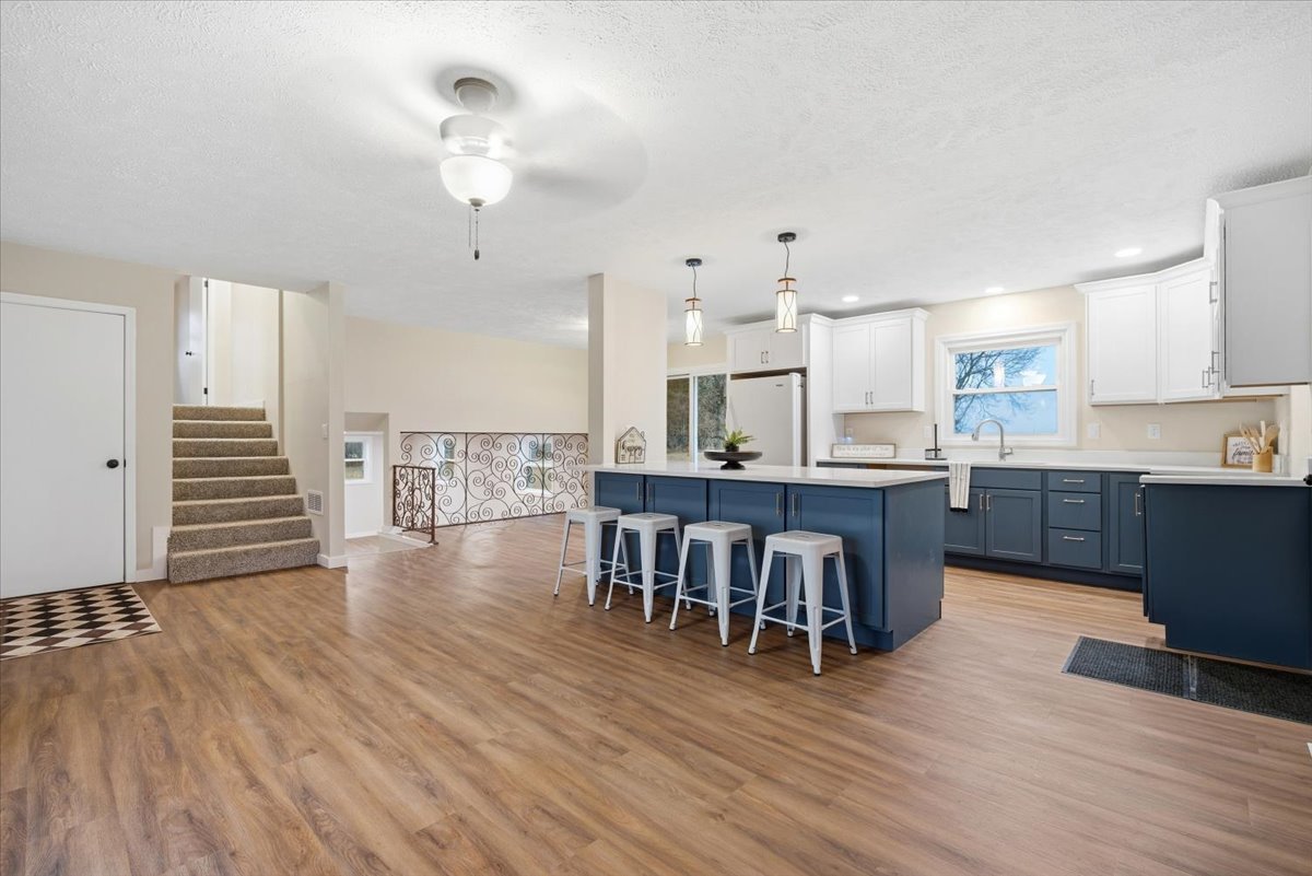 15795 E 2550 North Road, Hudson, IL 61748