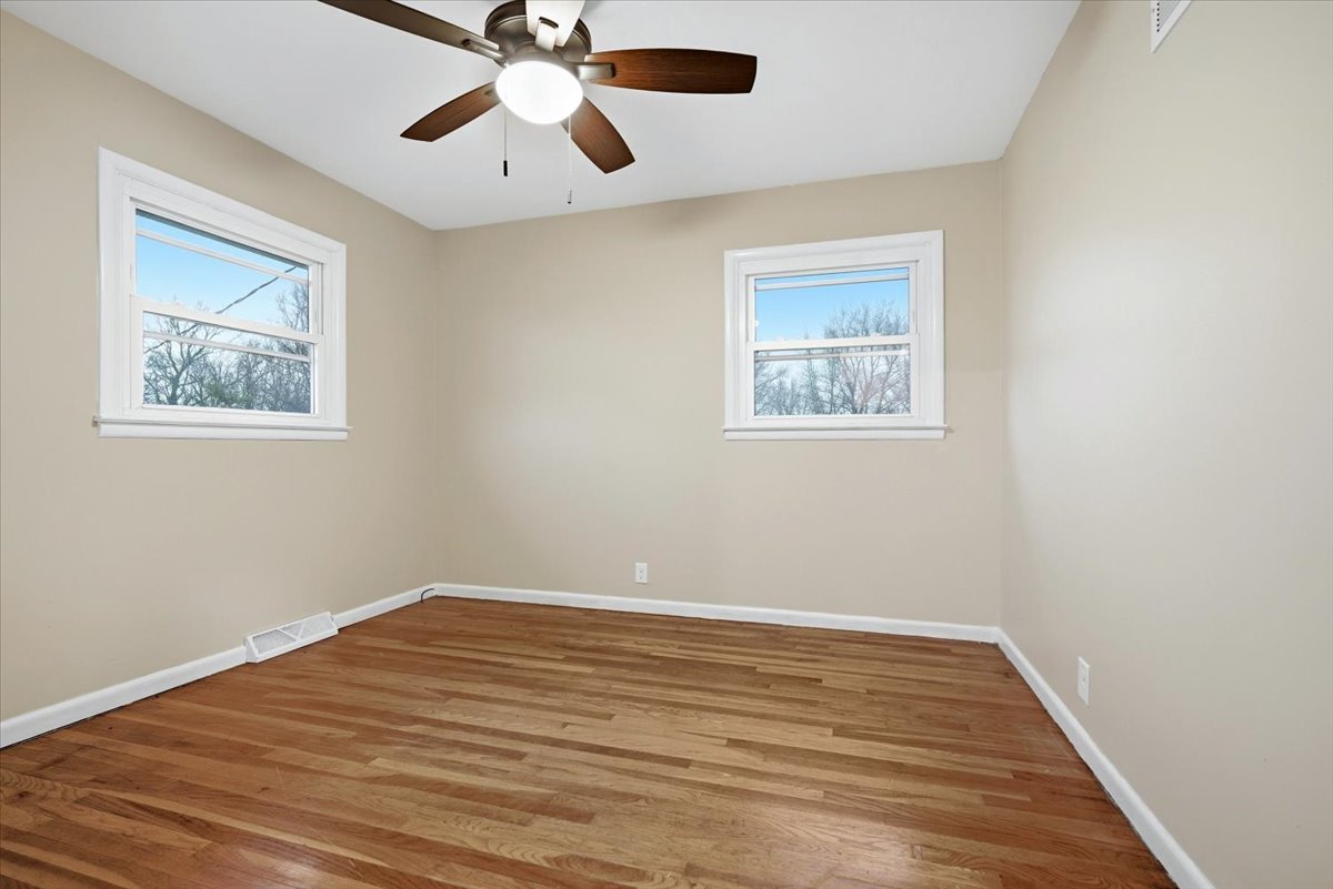 15795 E 2550 North Road, Hudson, IL 61748