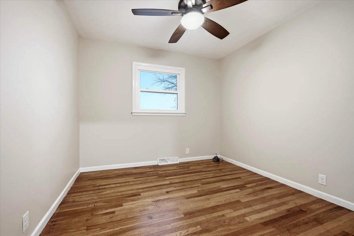 15795 E 2550 North Road, Hudson, IL 61748