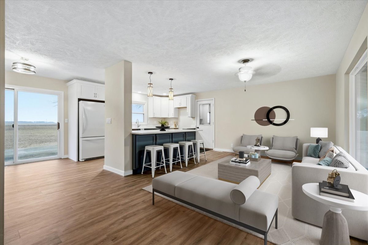 15795 E 2550 North Road, Hudson, IL 61748