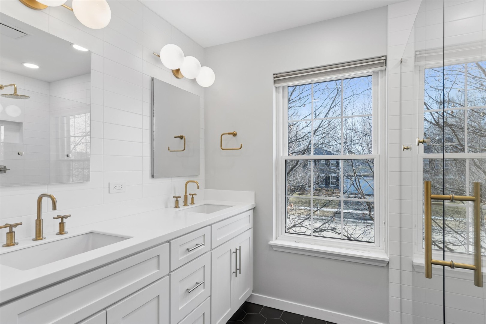 803 Lenox Avenue, Bolingbrook, IL 60490