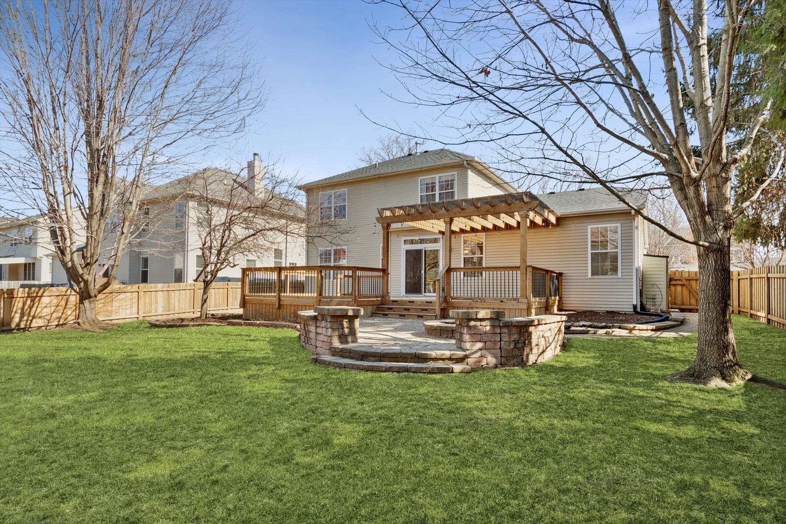 803 Lenox Avenue, Bolingbrook, IL 60490