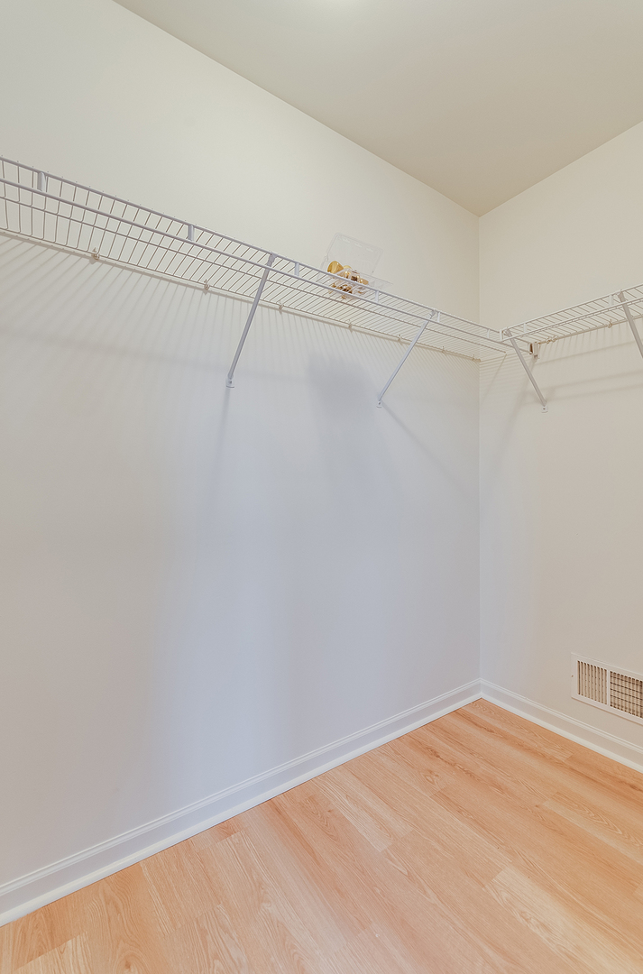 24329 Leski Lane, Plainfield, IL 60585