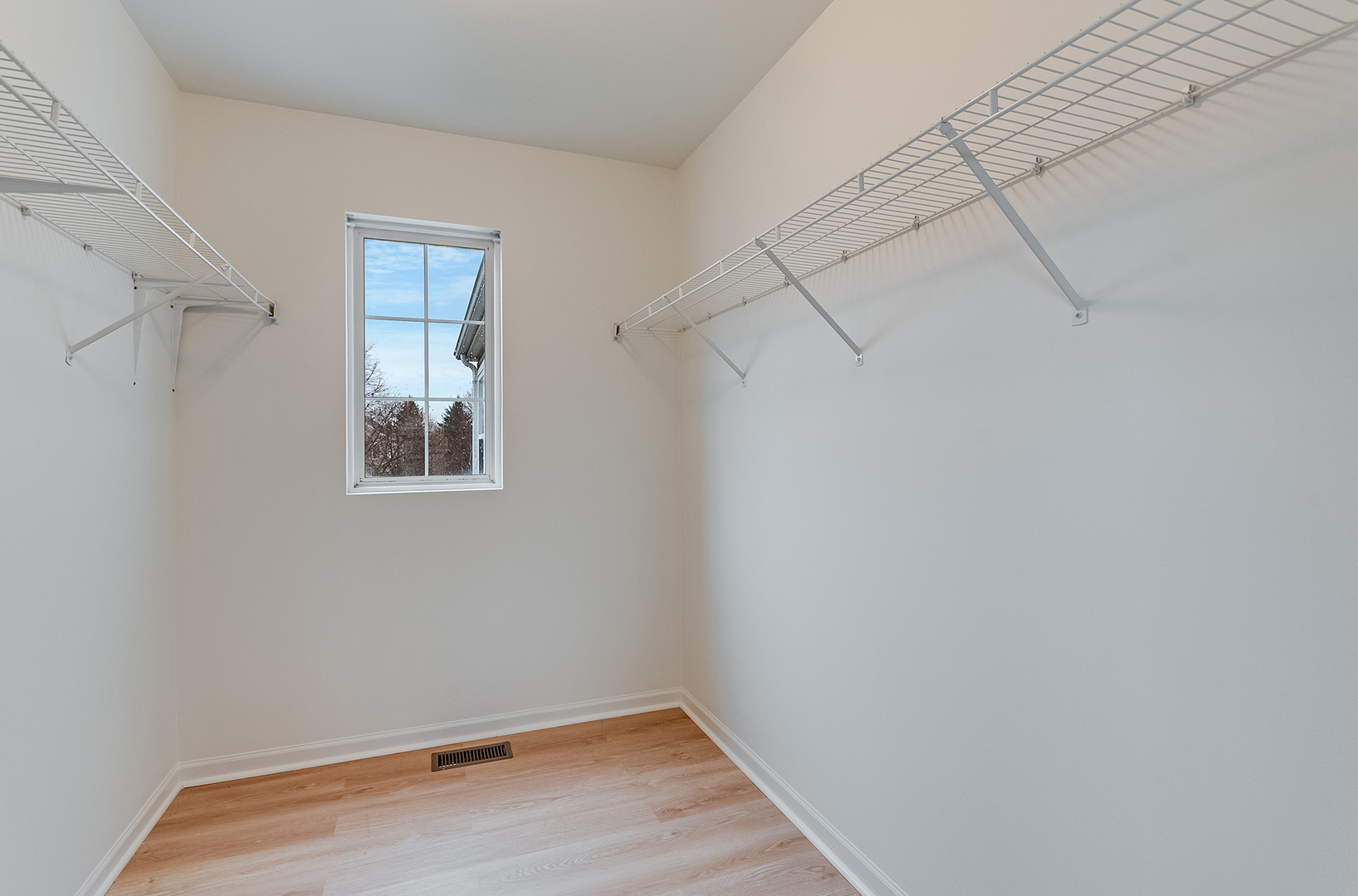 24329 Leski Lane, Plainfield, IL 60585