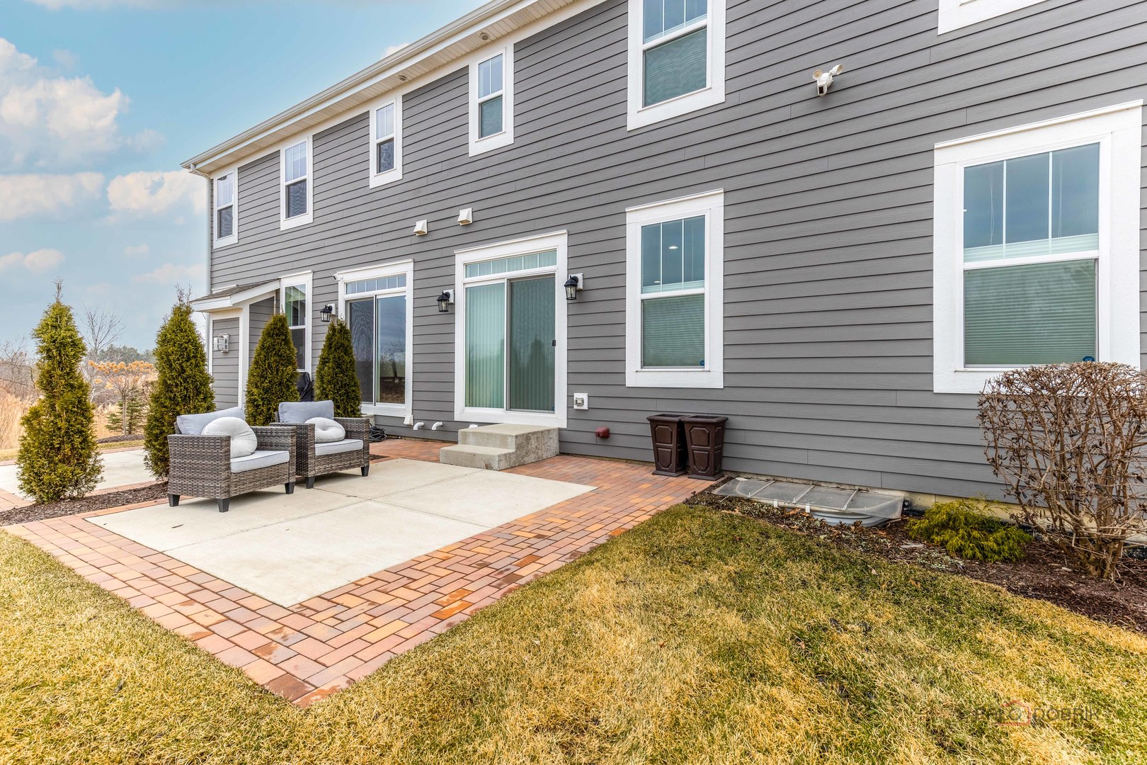 23264 N Pinehurst Drive, Kildeer, IL 60047