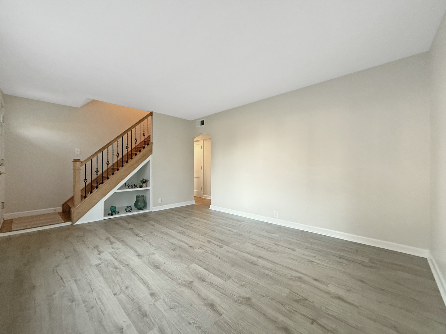 405 E Prairie Avenue, Lombard, IL 60148