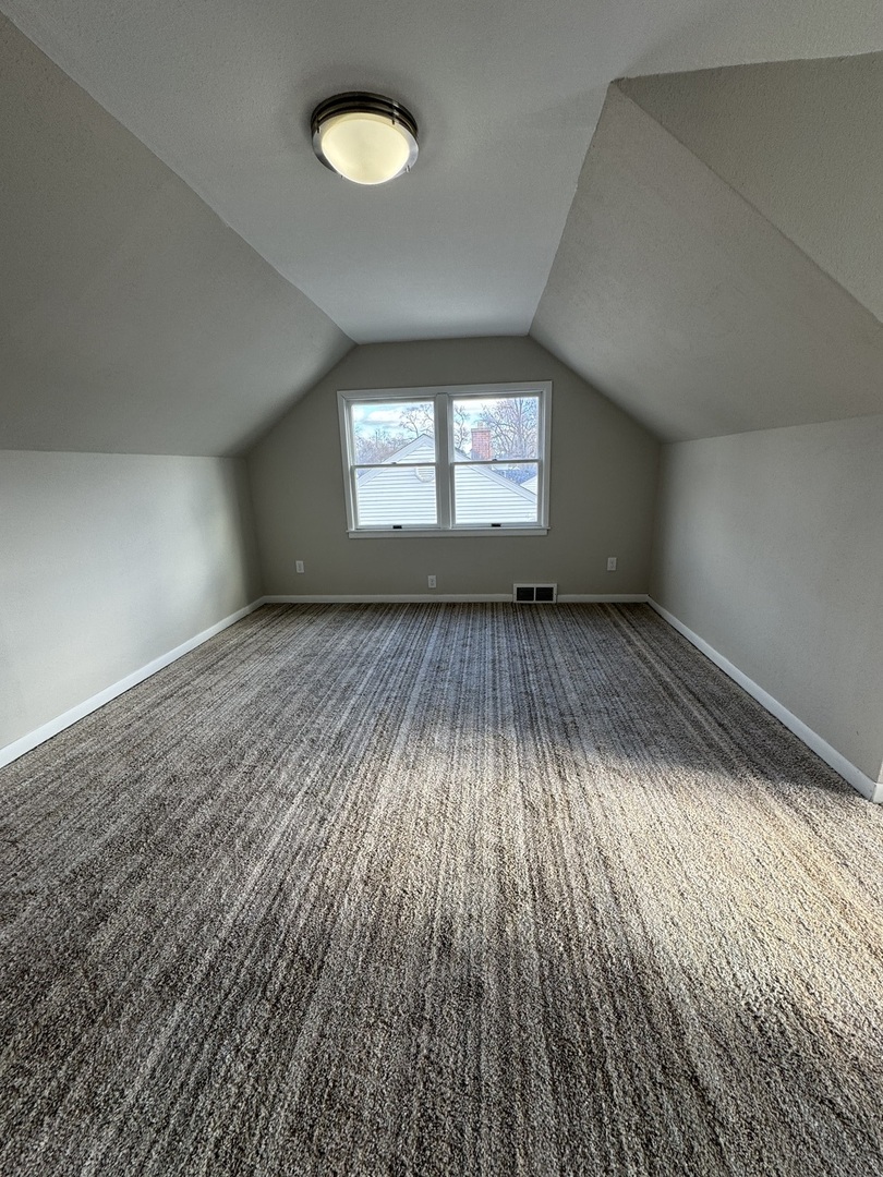 1616 Glenwood Avenue, Joliet, IL 60435