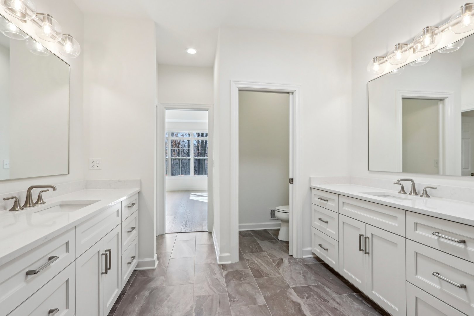 39W909 N Hathaway Lane, Geneva, IL 60134