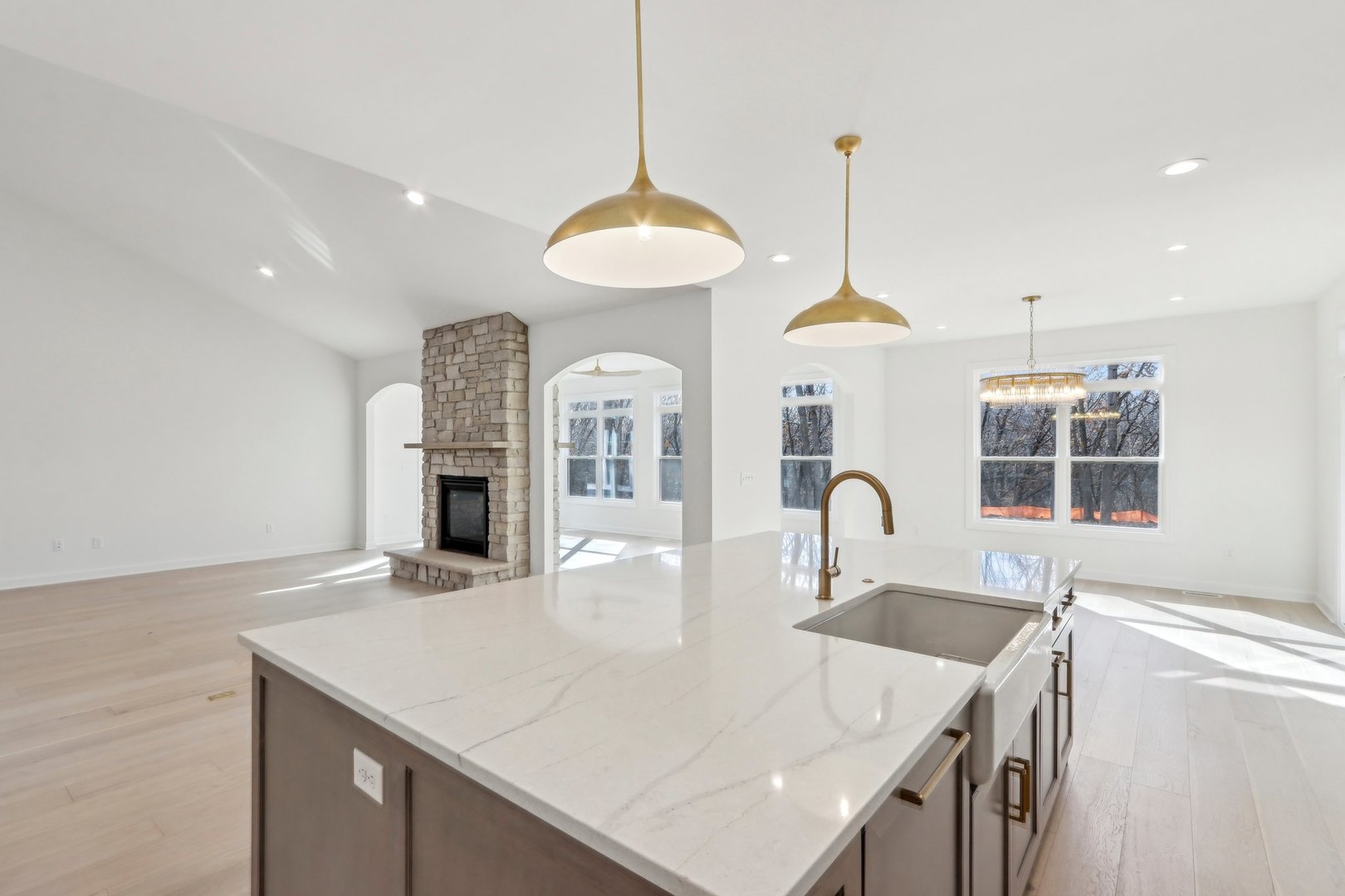 39W909 N Hathaway Lane, Geneva, IL 60134