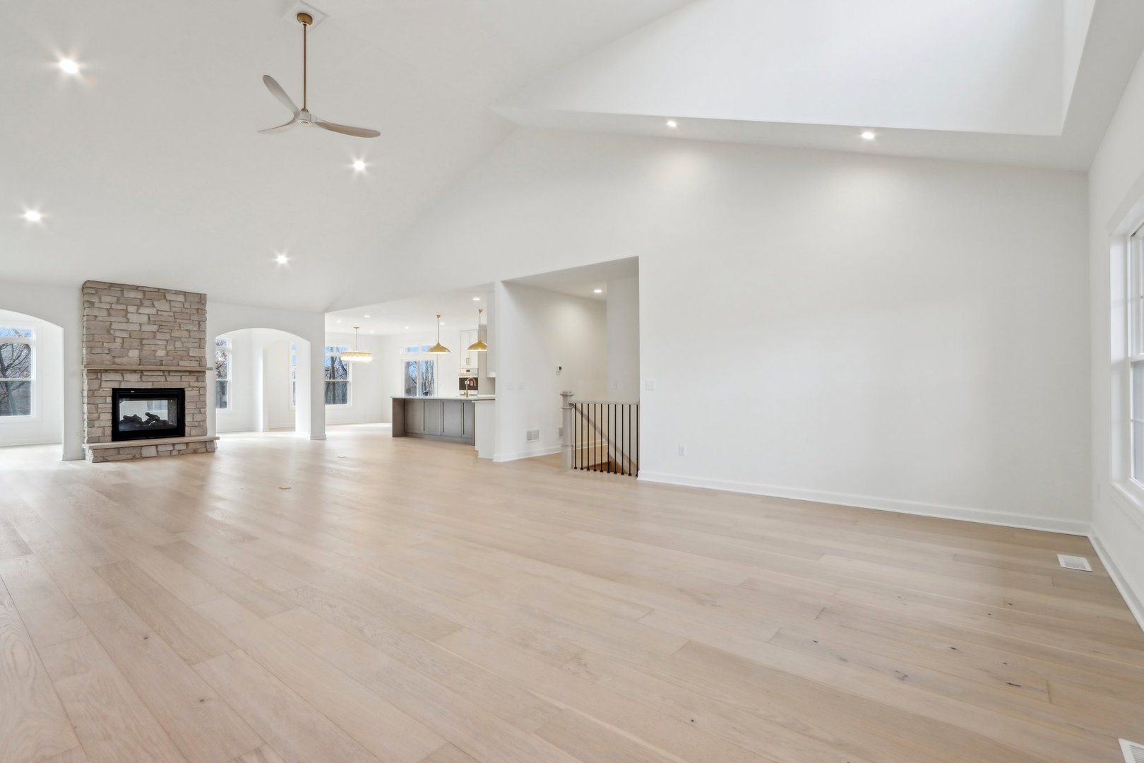 39W909 N Hathaway Lane, Geneva, IL 60134