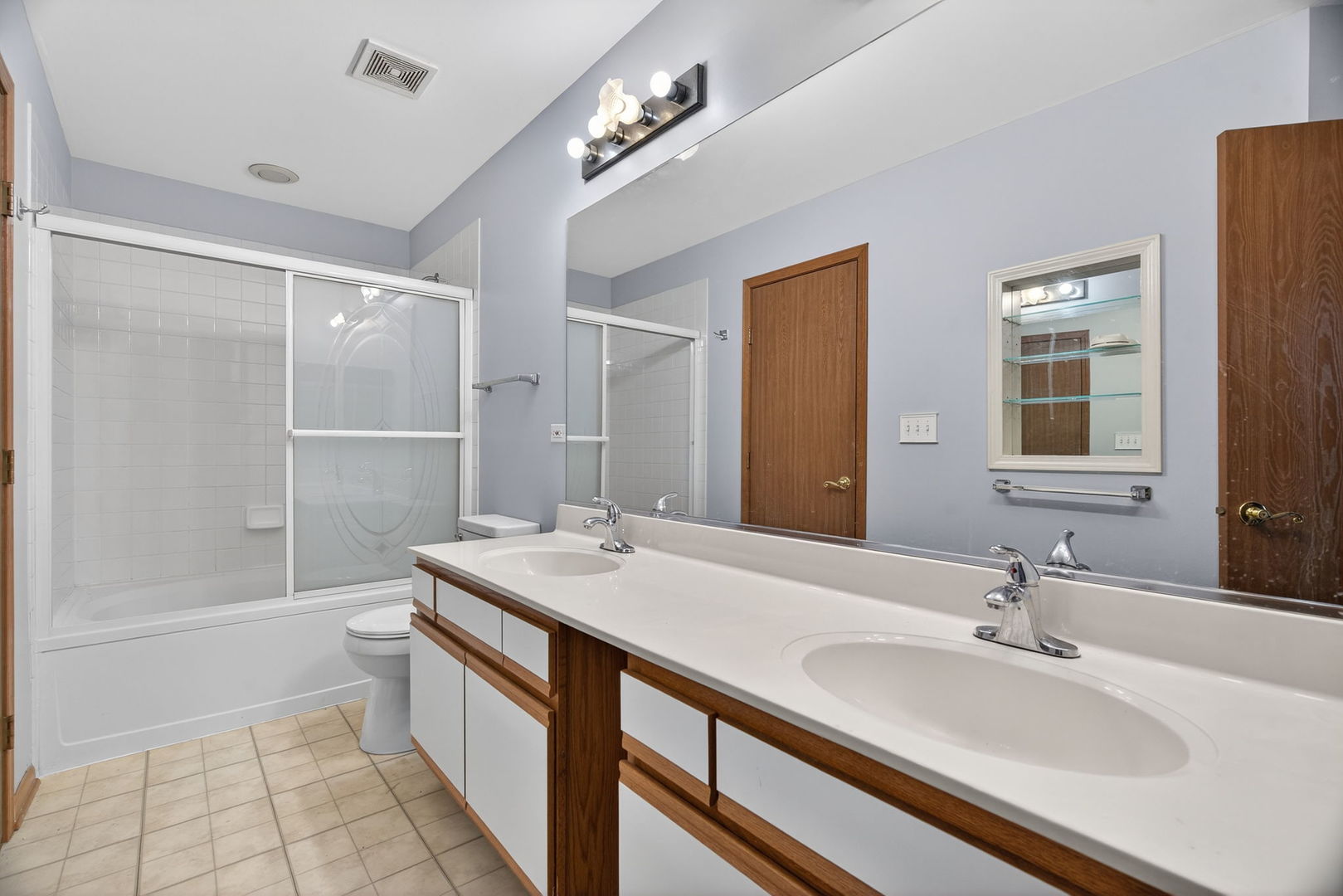 2750 shelly Lane, Aurora, IL 60504