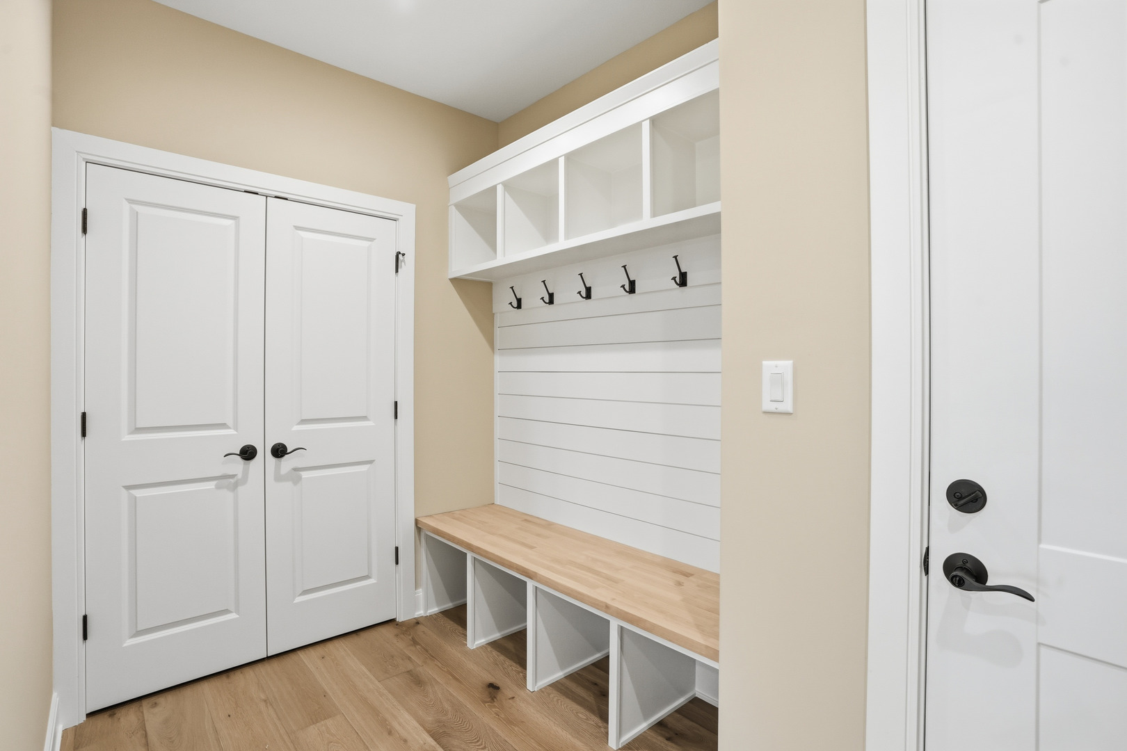 14308 W 87th Place, St. John, IN 46373