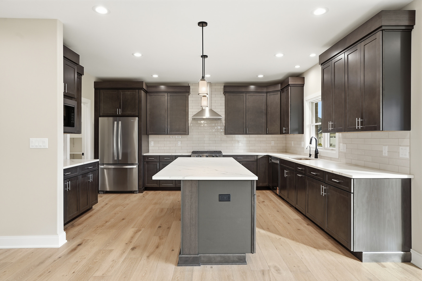 14308 W 87th Place, St. John, IN 46373