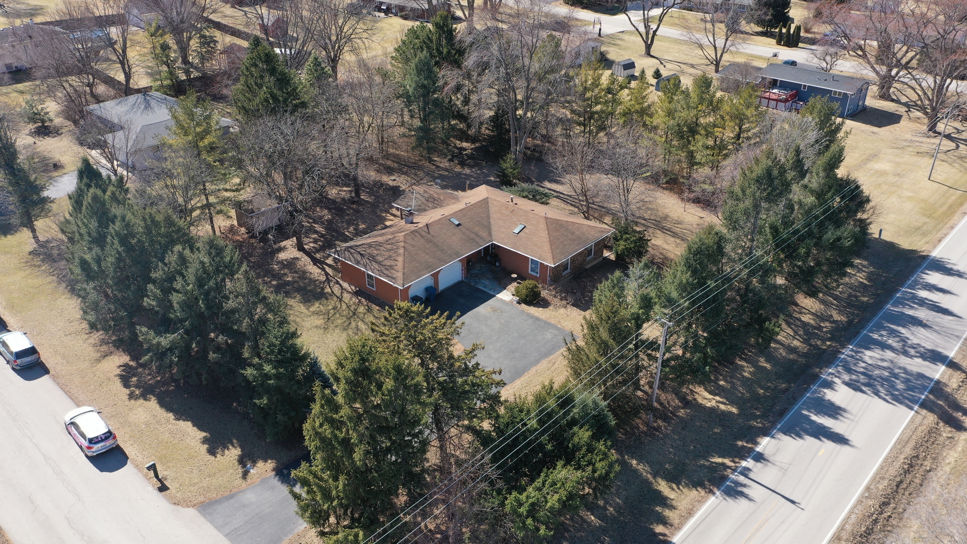 4 AMY Drive, Oswego, IL 60543