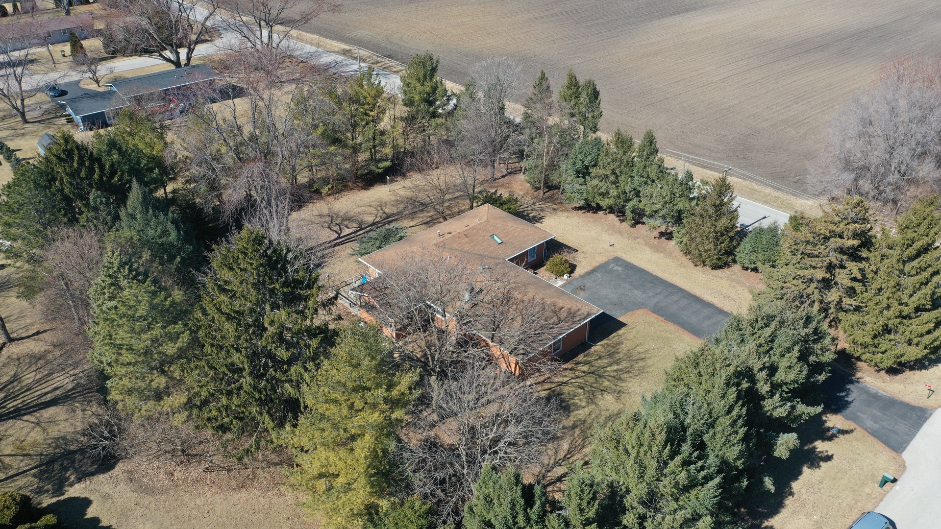 4 AMY Drive, Oswego, IL 60543