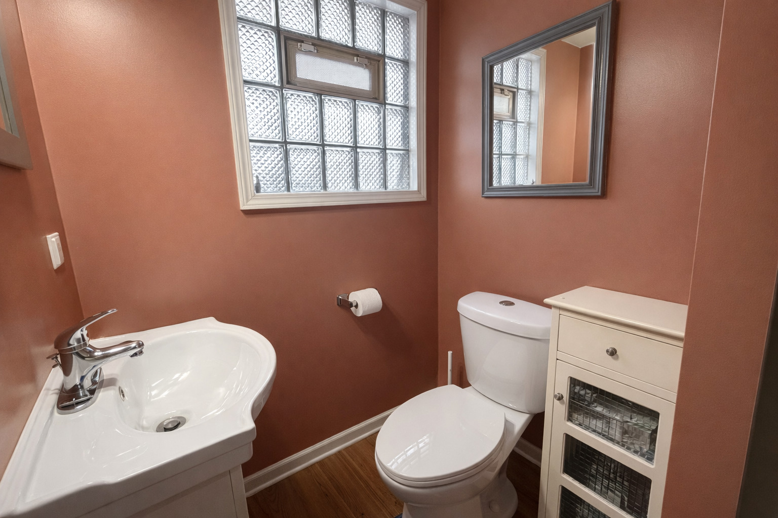 8728 S ROCKWELL Avenue, Evergreen Park, IL 60805