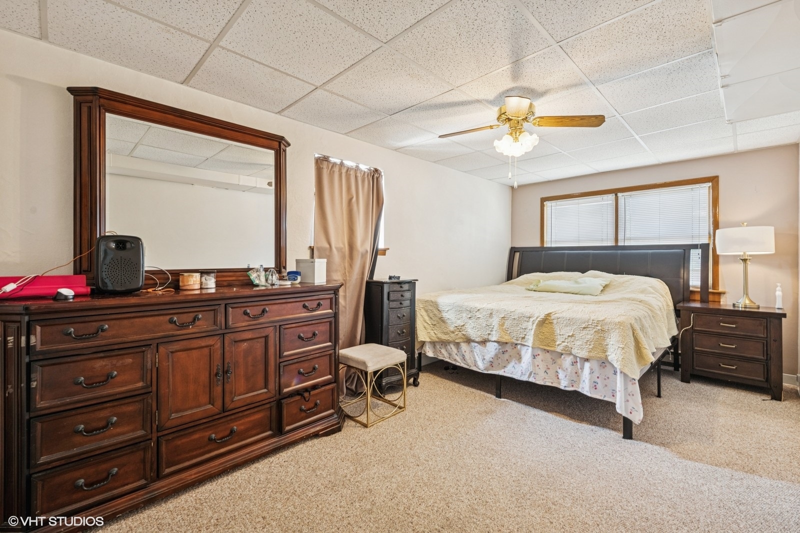 7017 North Avenue, Oak Park, IL 60302