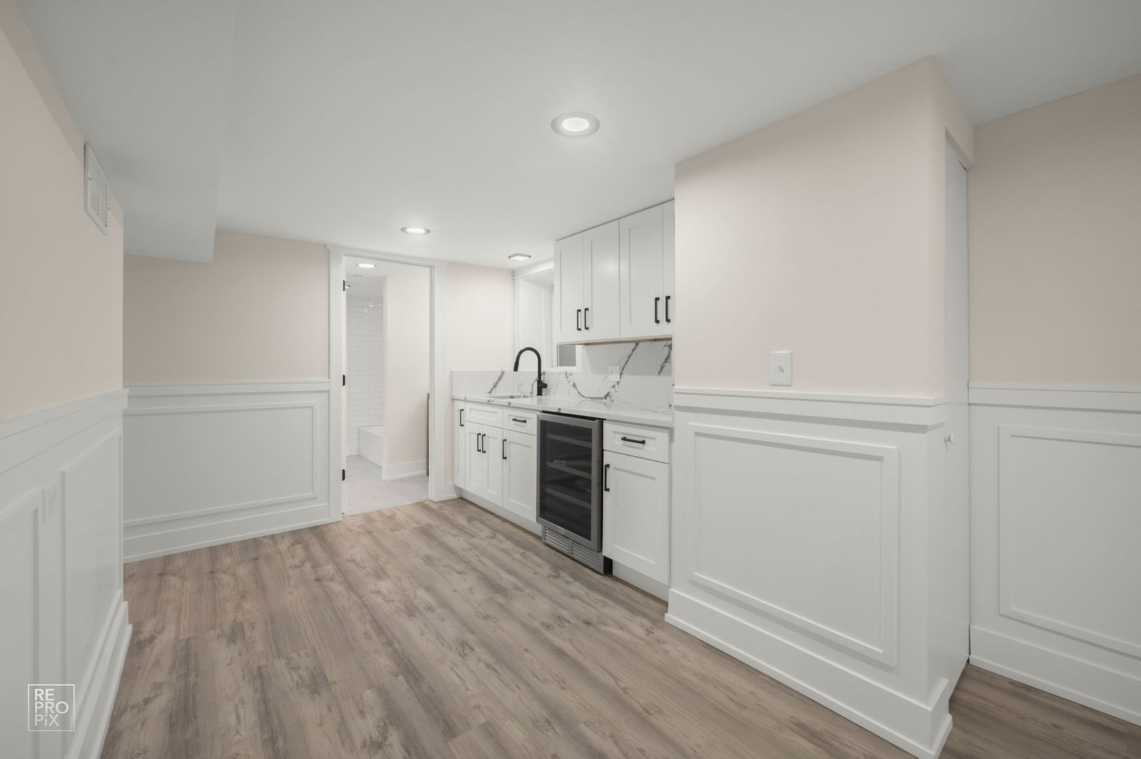 3641 N Hermitage Avenue, Chicago, IL 60613