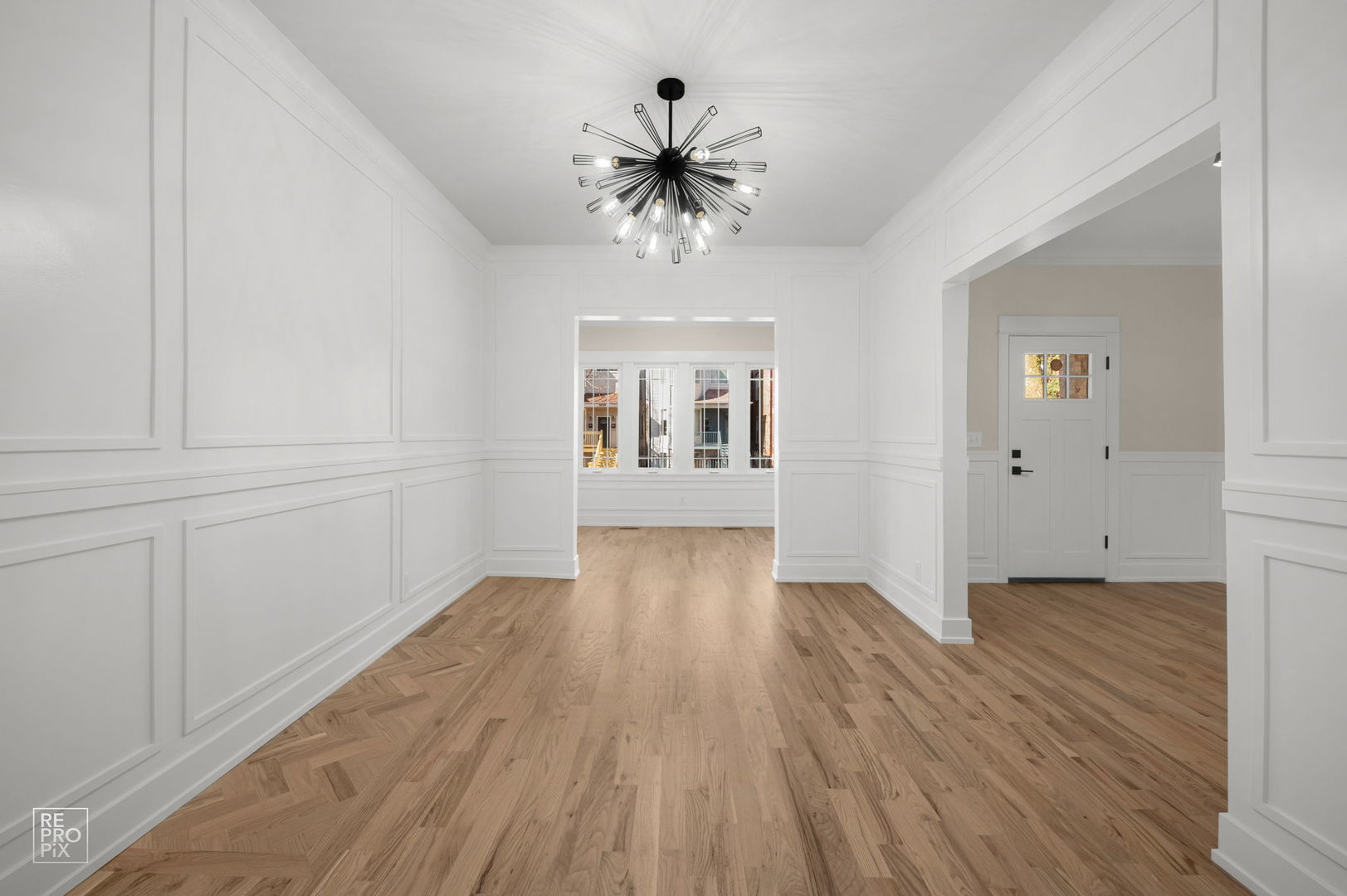 3641 N Hermitage Avenue, Chicago, IL 60613