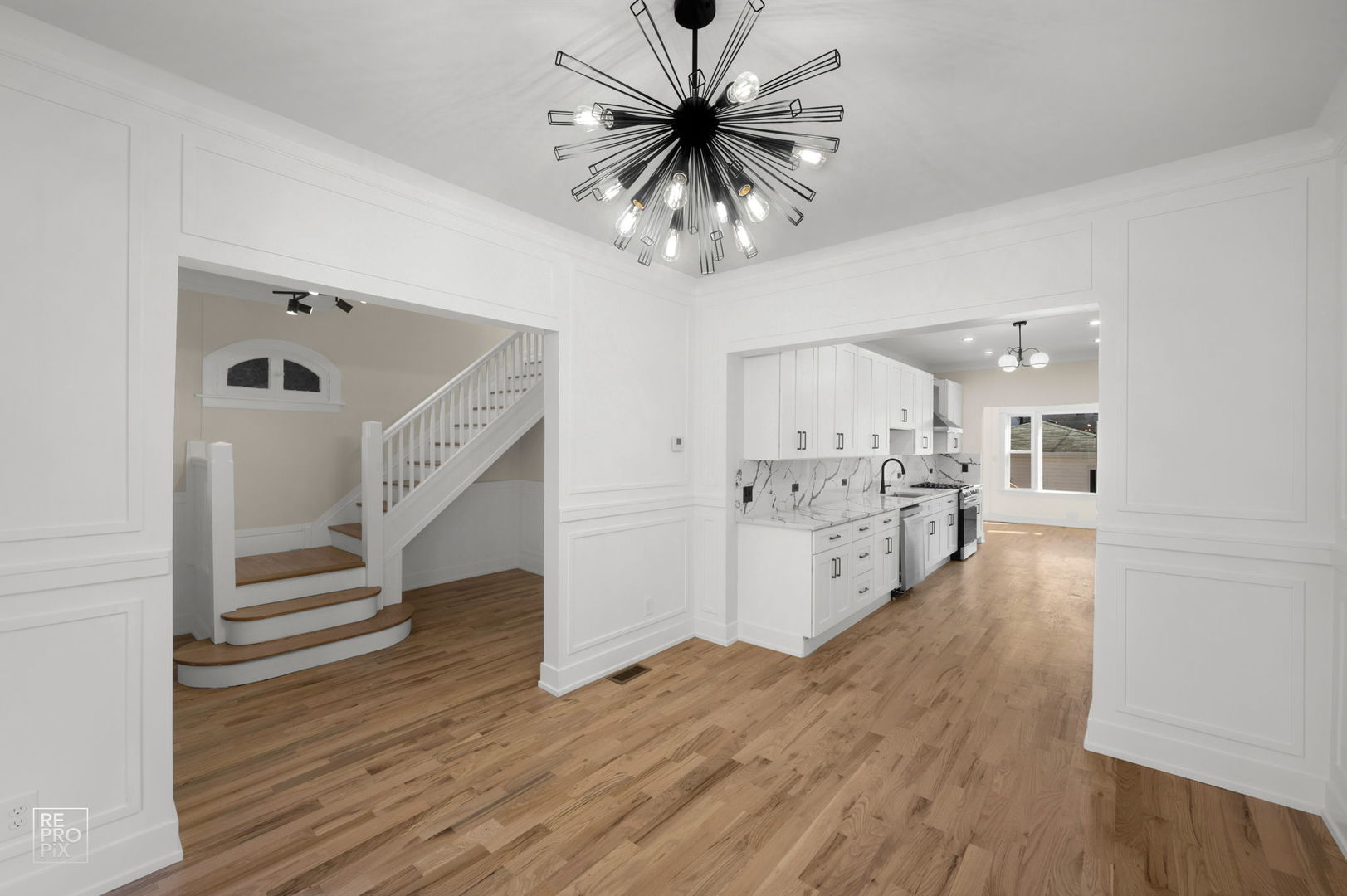 3641 N Hermitage Avenue, Chicago, IL 60613