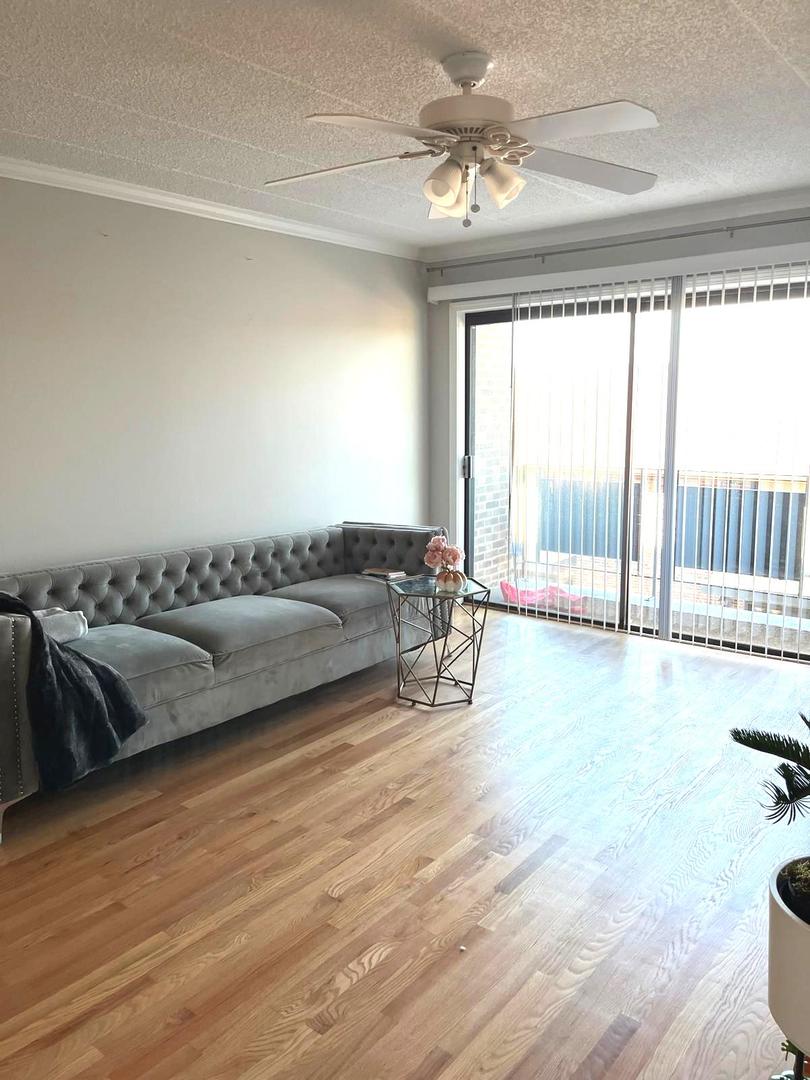 7945 S Oketo Avenue #408, Bridgeview, IL 60455