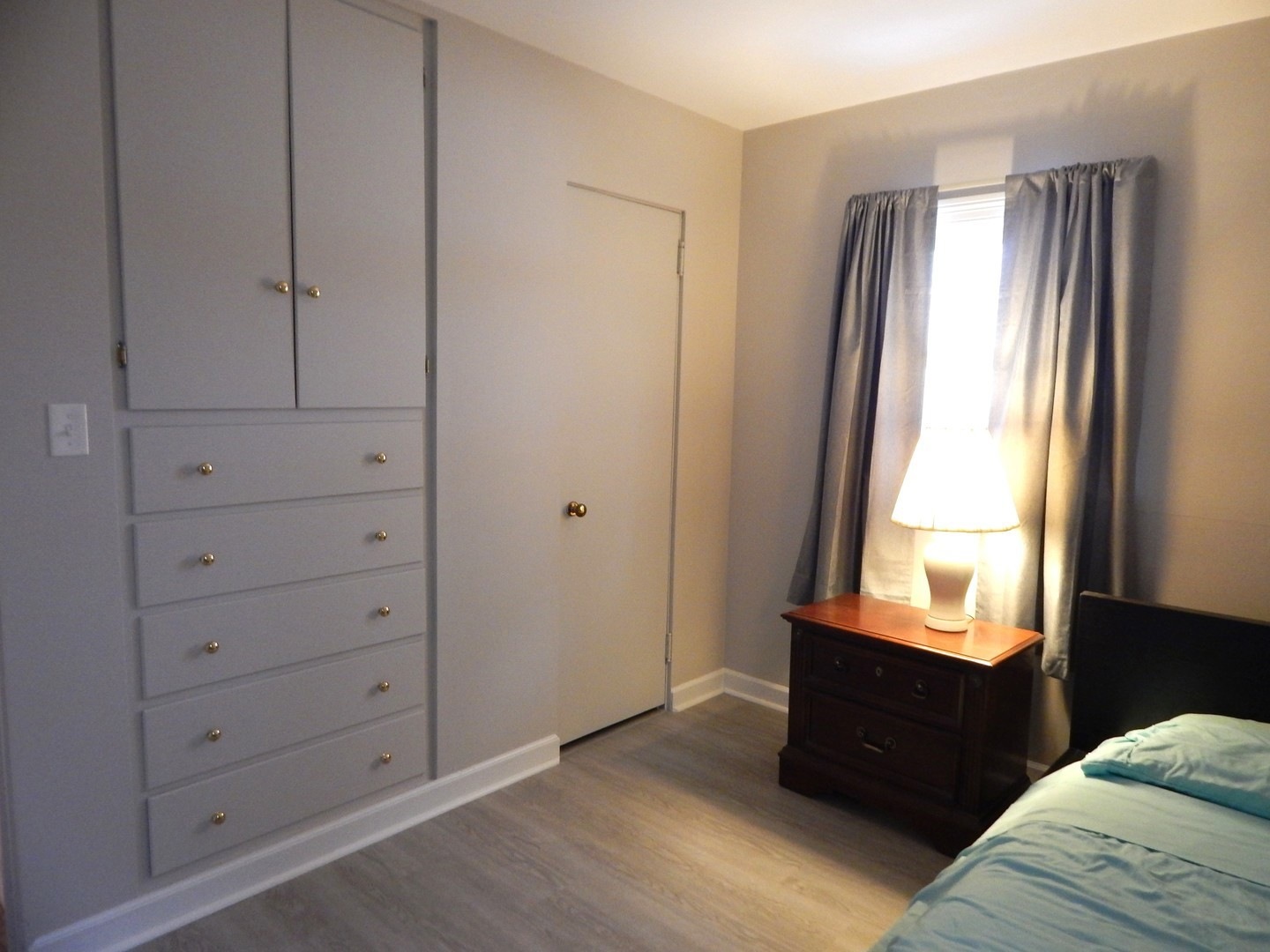 1107 Santa Rosa Avenue, Wheaton, IL 60187