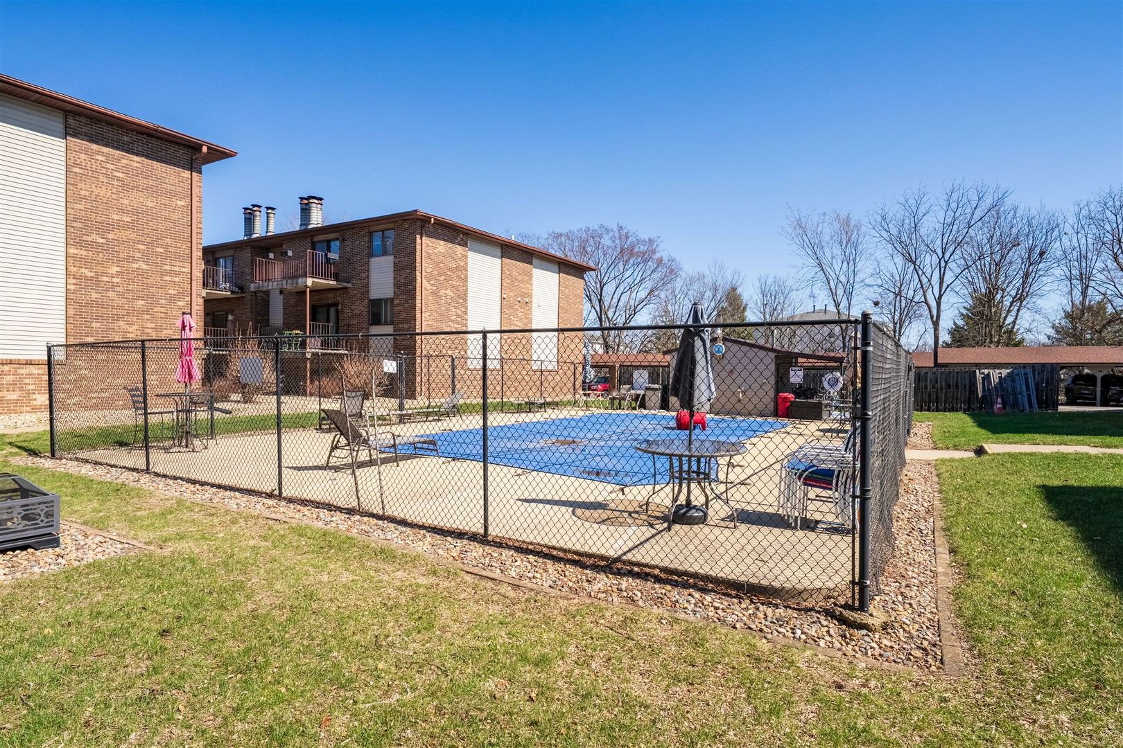 1916 Tracy Drive #48, Bloomington, IL 61704