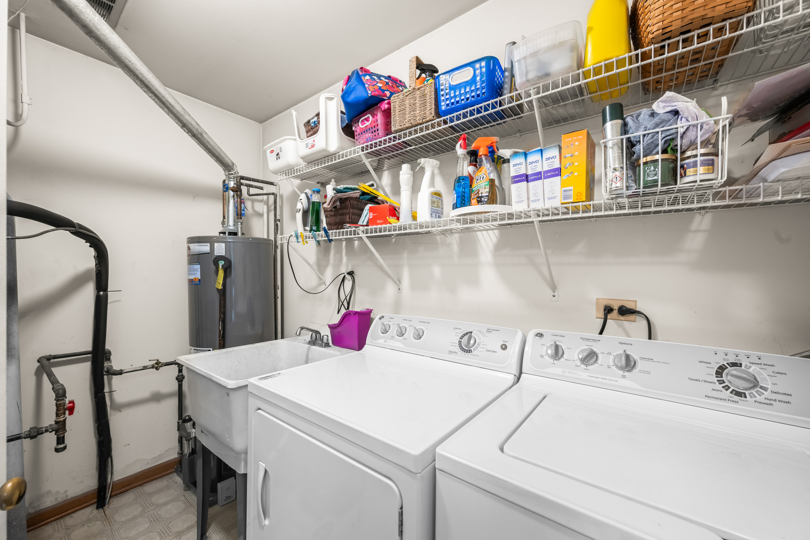 2014 N Stillwater Road, Arlington Heights, IL 60004