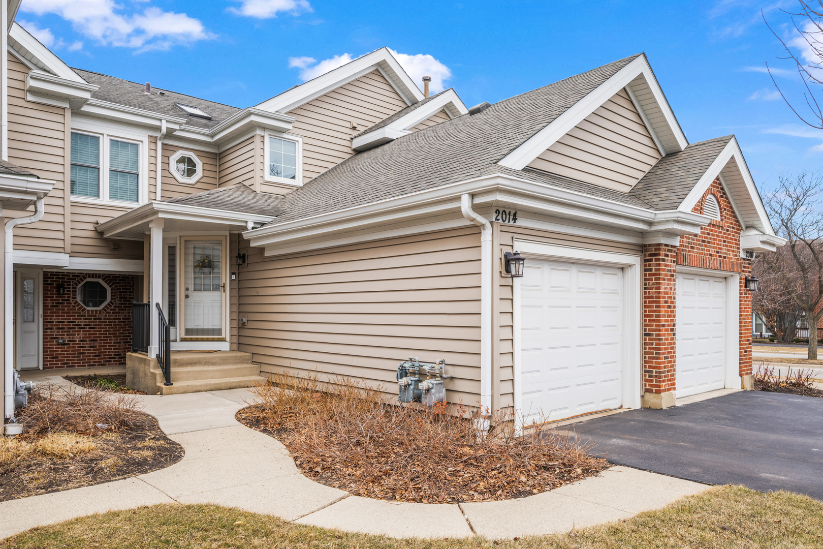 2014 N Stillwater Road, Arlington Heights, IL 60004