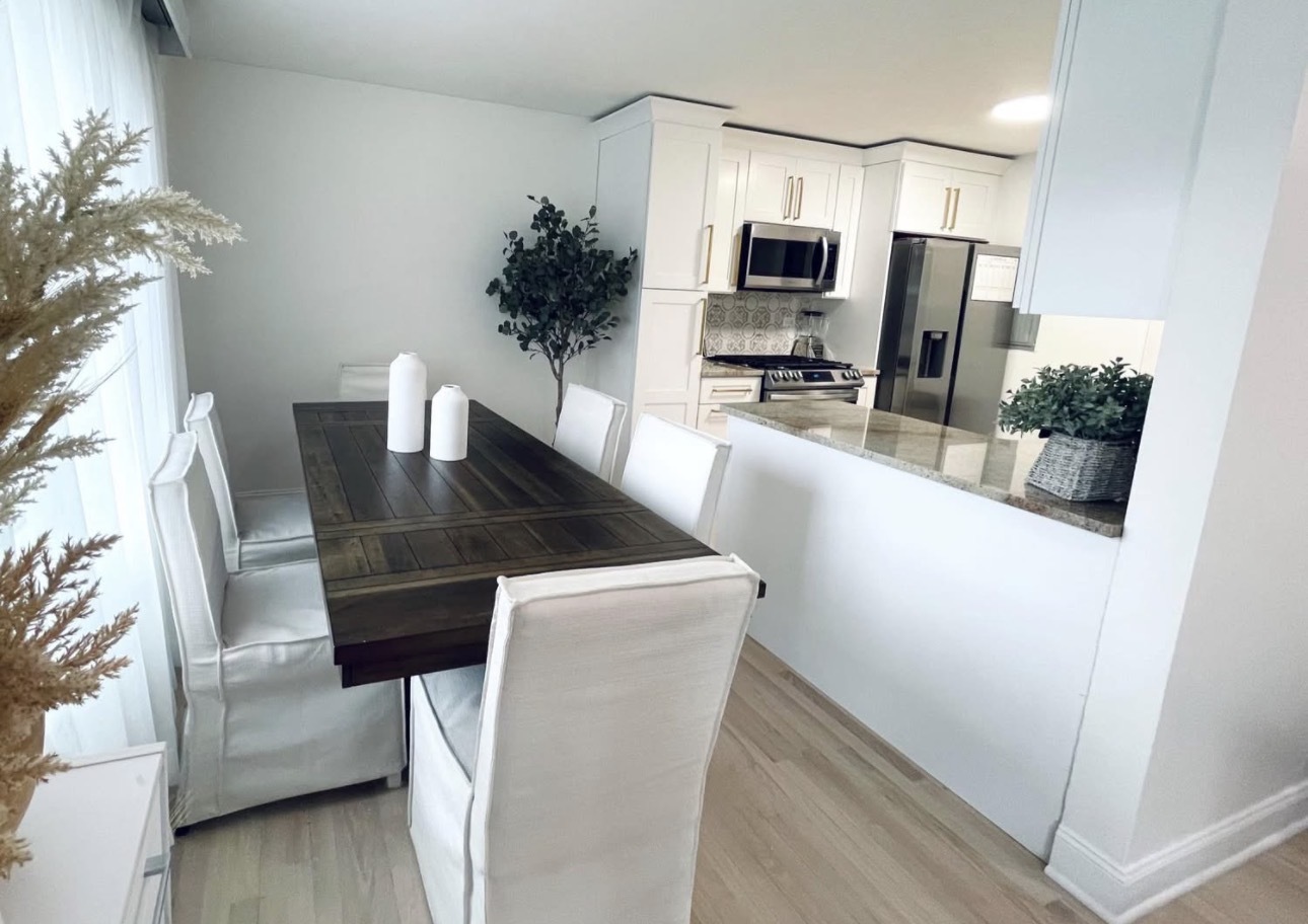 952 E Old Willow Road #102, Prospect Heights, IL 60070