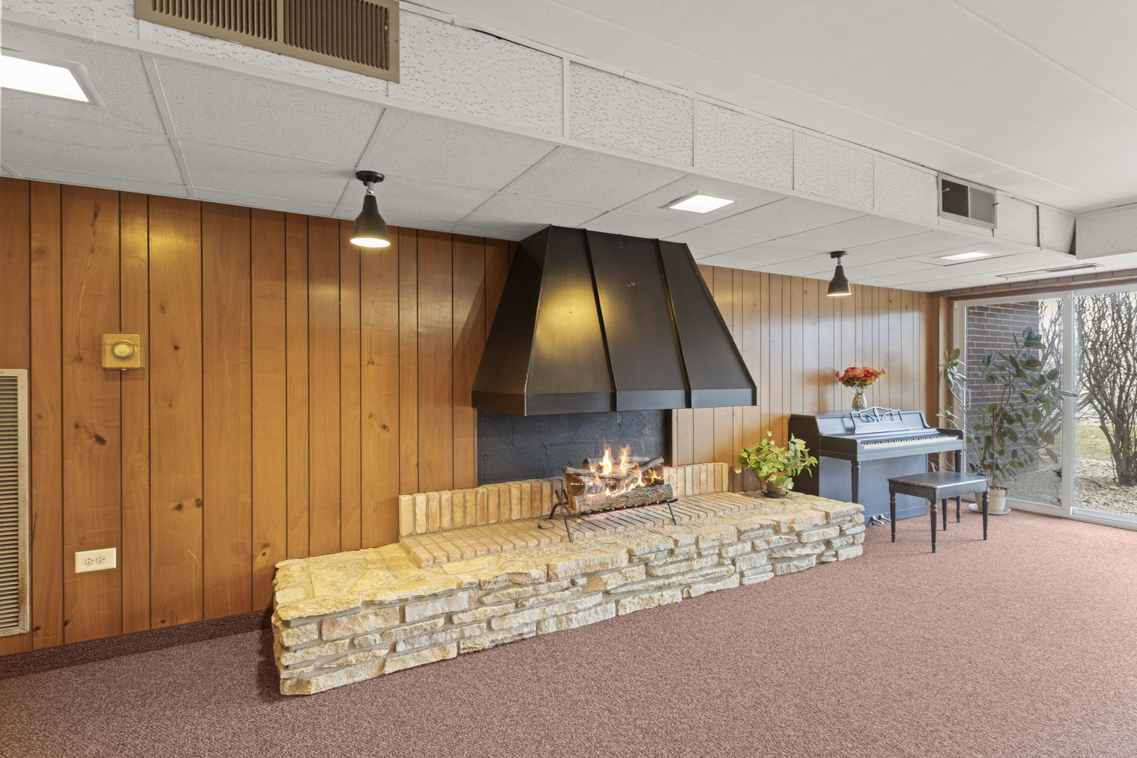 2900 Maple Avenue #15B, Downers Grove, IL 60515