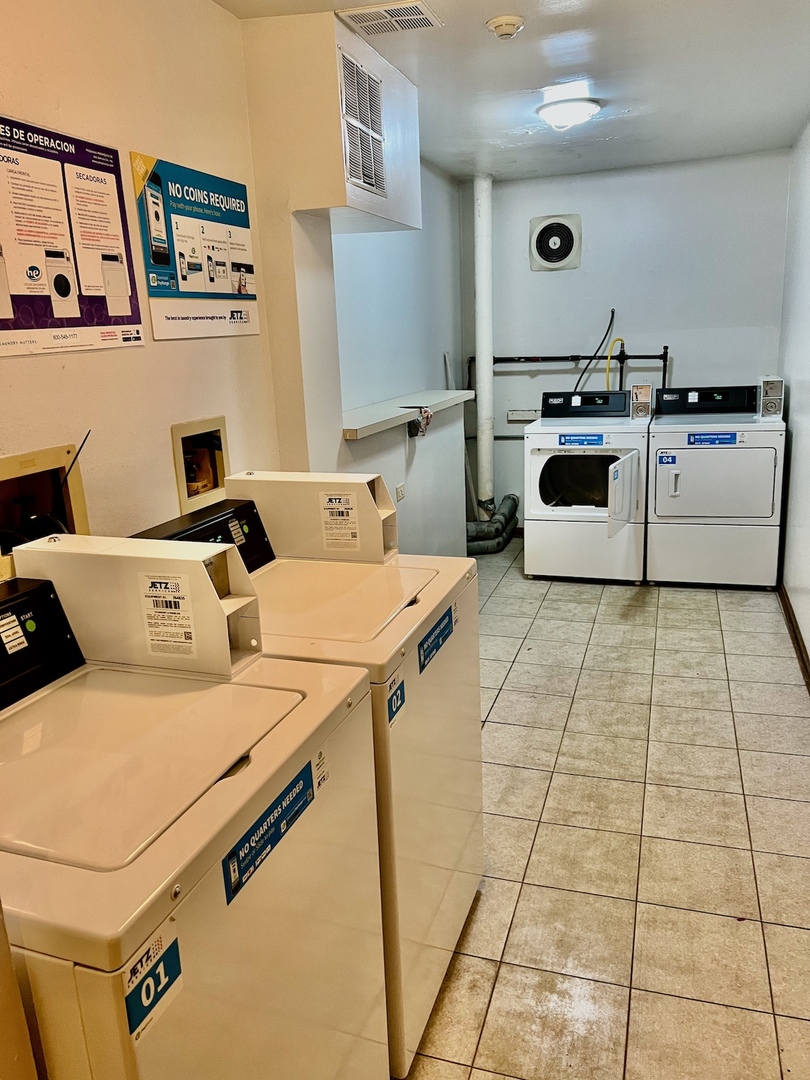 746 Prescott Drive #306, Roselle, IL 60172