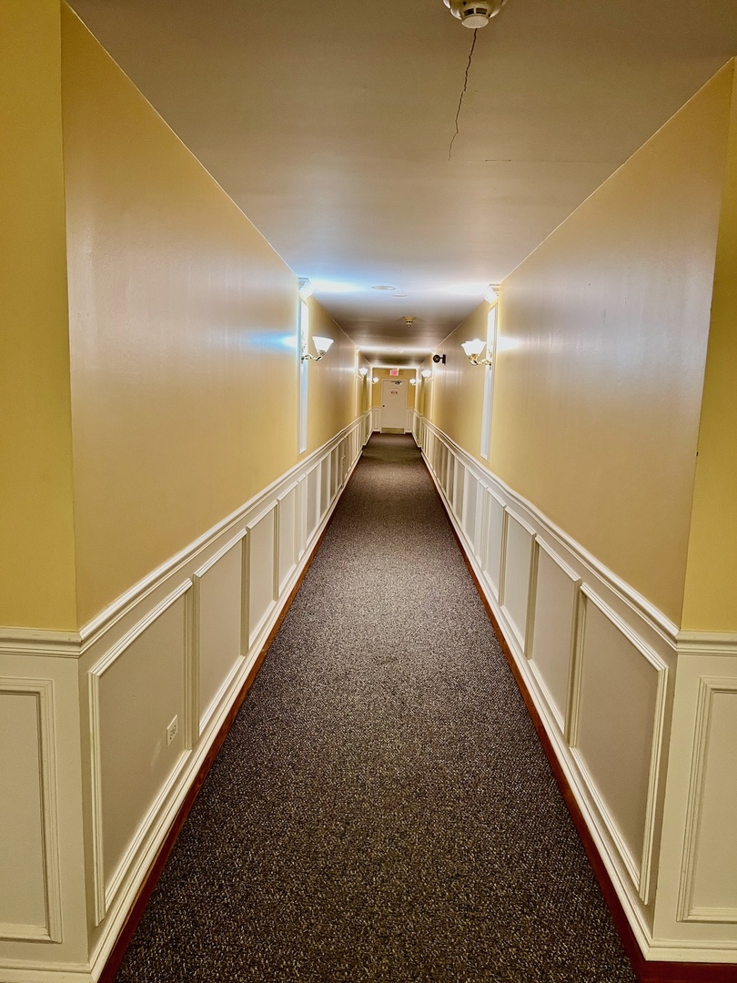 746 Prescott Drive #306, Roselle, IL 60172