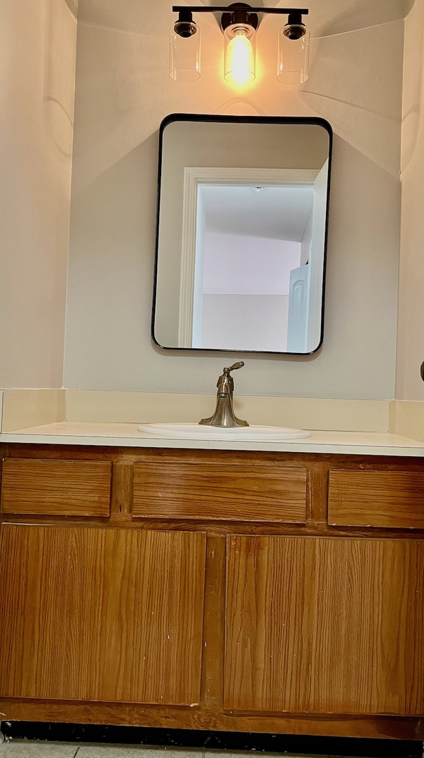 746 Prescott Drive #306, Roselle, IL 60172