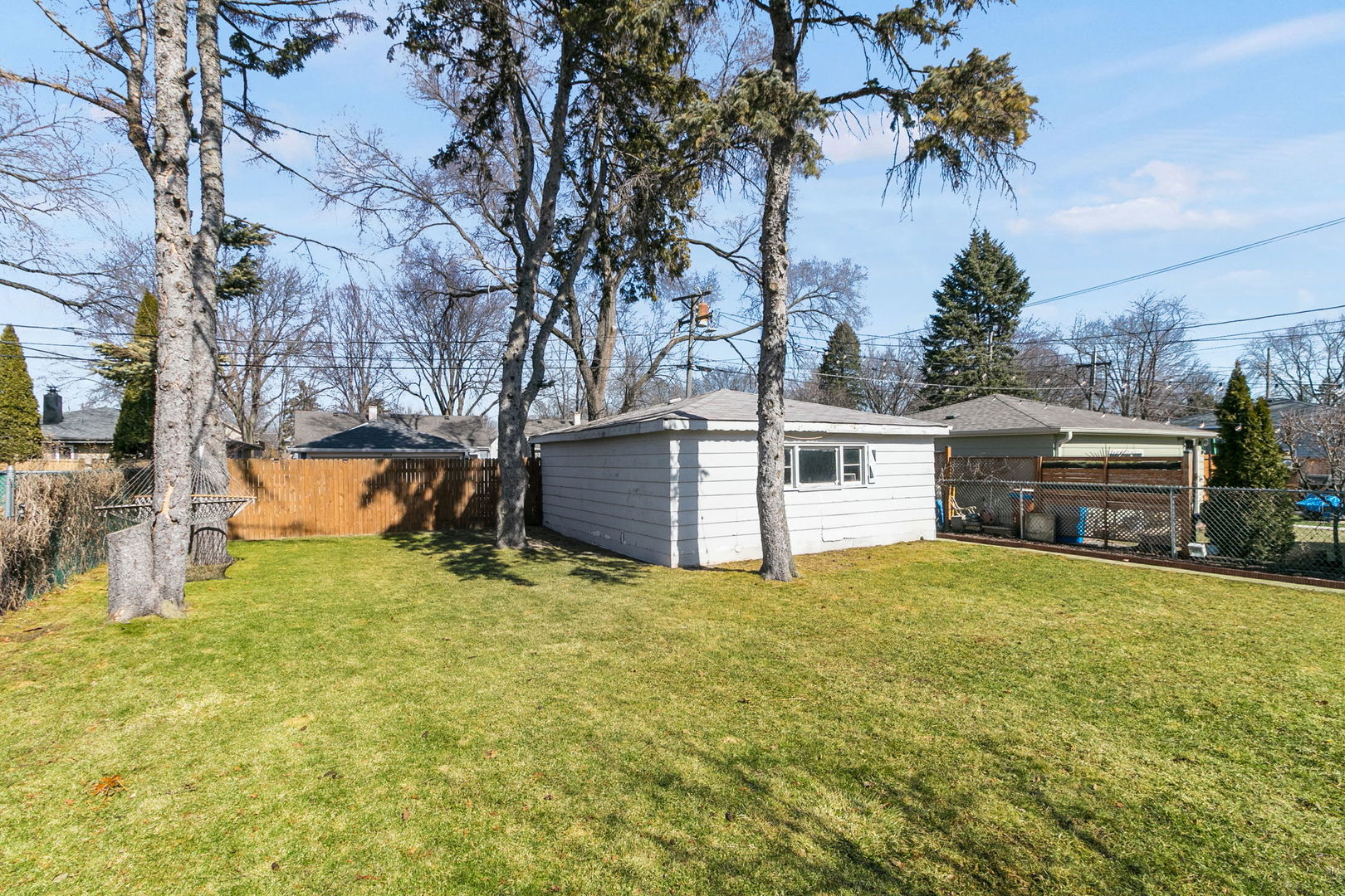 9512 Jefferson Avenue, Brookfield, IL 60513