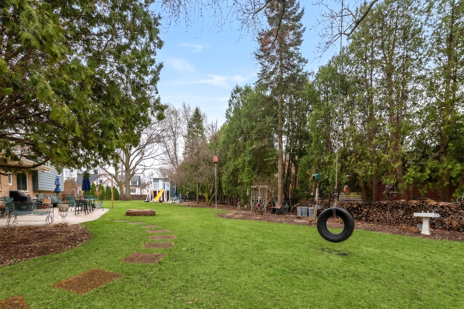 28W075 Aurora Avenue, Naperville, IL 60540