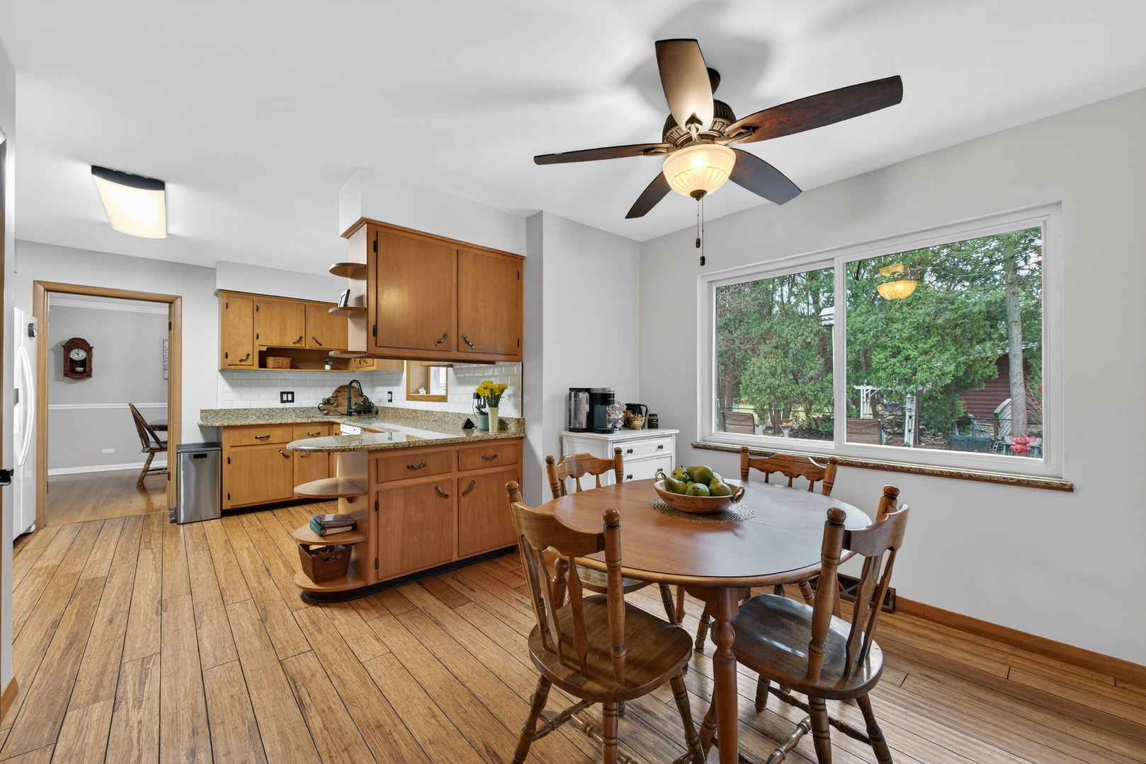 28W075 Aurora Avenue, Naperville, IL 60540