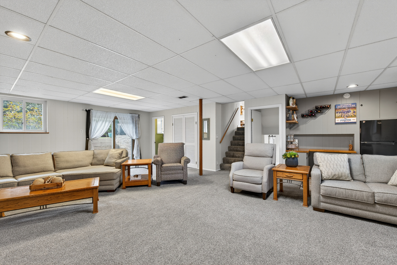 28W075 Aurora Avenue, Naperville, IL 60540